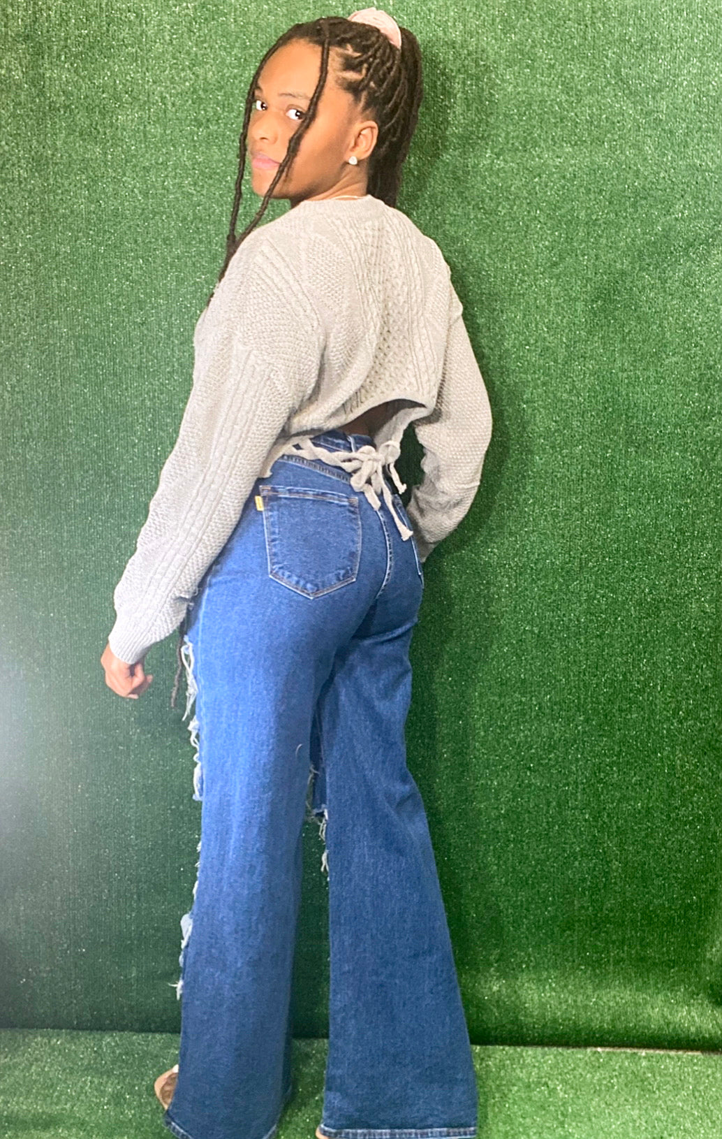 Feeling It Distressed Mom Jean-JEANS-Tres Unique Boutique-5-Tres Unique Boutique